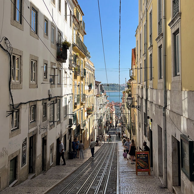 魅力たっぷりのリスボンの街並み🇵🇹