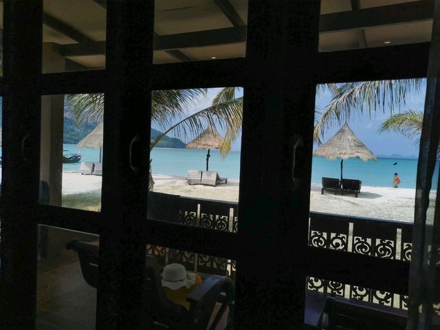 🌴✨ เที่ยว “เกาะหลีเป๊ะ” เกาะที่เปิดตลอดปี! 🌤️🏝️