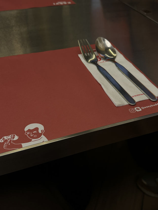 🍽️ EASY! Buddy – ร้านผัดกะเพราฟิวชั่นที่ต้องลอง✨