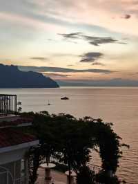  🌊自然が創り出した芸術！エトルタの断崖で絶景に包まれる旅