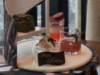 40 Sky Bar & Lounge (コンラッド大阪 40 スカイバー＆ラウンジ) 딸기 애프터눈티
