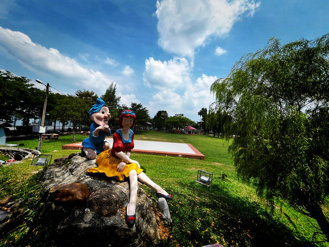 A Whimsical Stop at Ayer Tawar’s “Disneyland” on Our Way Back North
