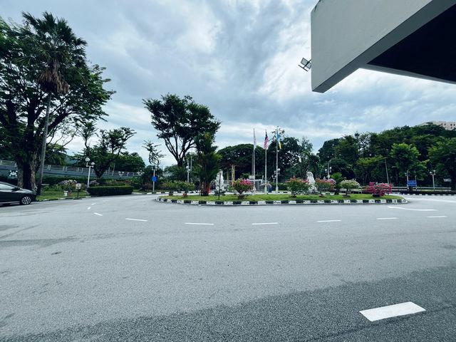 Sun, Spices & Surprises at Lee Huat Cafe – Penang’s Breakfast Treasure