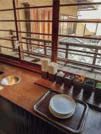 Sipping Matcha in Kyoto’s Time Capsule: Starbucks Ninenzaka – The World’s Most Unique Coffee Stop!