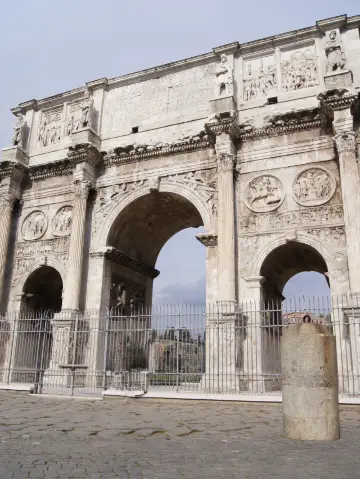 🏛️ A Majestic Gateway Through Time – Arch of Constantine