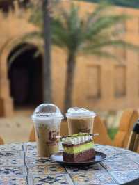 Dubai DXB cafe