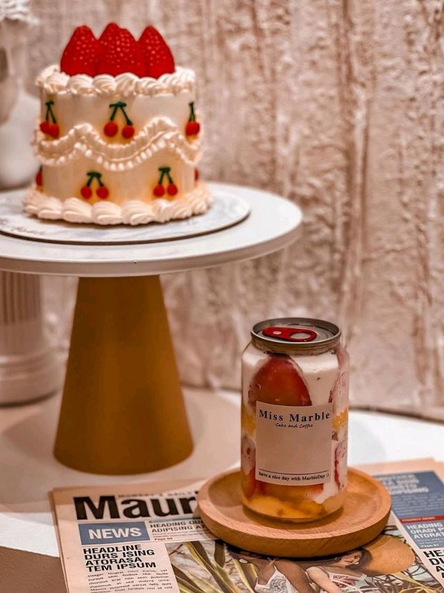 Miss Marble Cake & Coffee