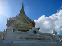 สักการะ..หลวงพ่อทองคำ วัดไตรมิตร