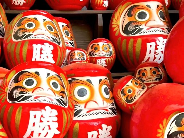 Wishes and Daruma: Katsuo-ji Temple, Osaka