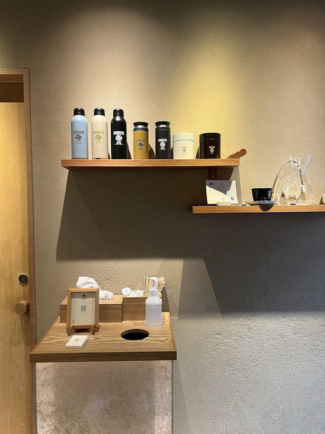 BONGEN COFFEE, Ginza’s Tiny Temple of Bold Brews
