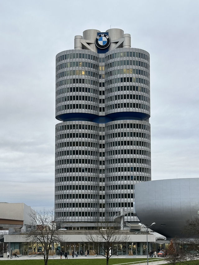 Engine Of Eras: BMW’s Unflinching Auto Biography