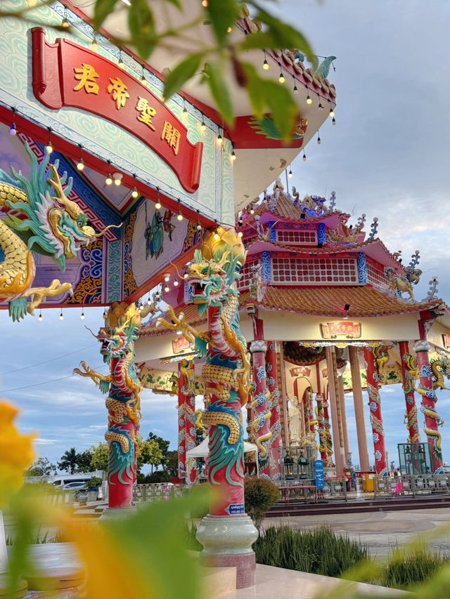 มาเดินเล่นที่“เกาะลอย”ดูพระอาทิตย์ตก กันเถอะ