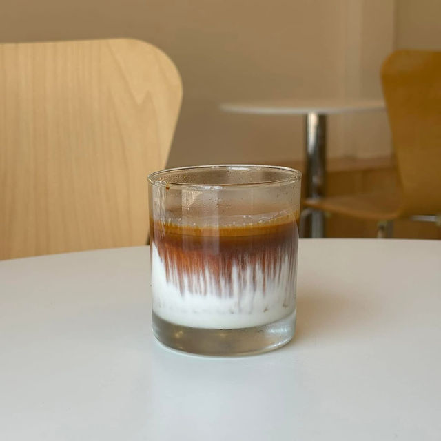☕✨ Hind Cafe – พะเยา