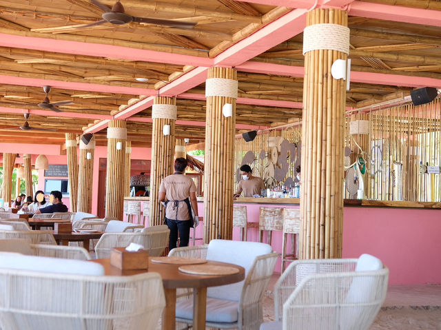 KARKINOS KHAO LAK : ร้านสวย Vibe ดี อาหารอร่อย ✨
