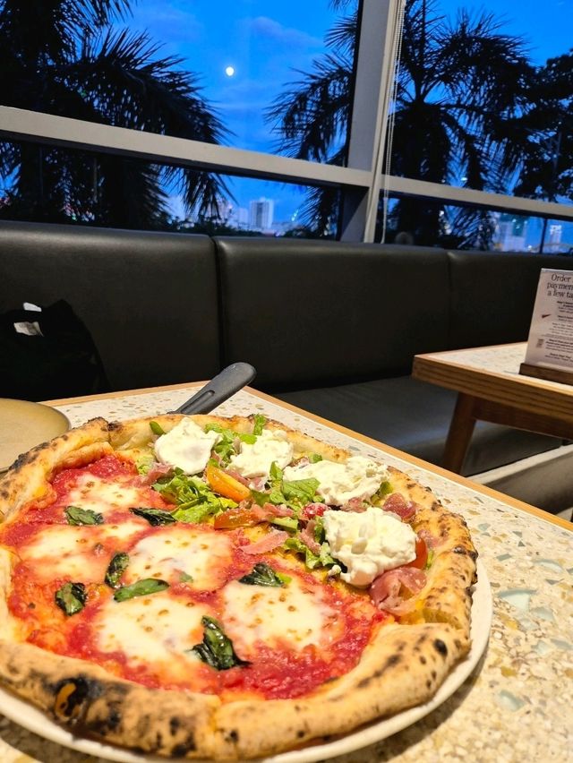 다낭에서 만난 피자맛집 Pizza 4P’s