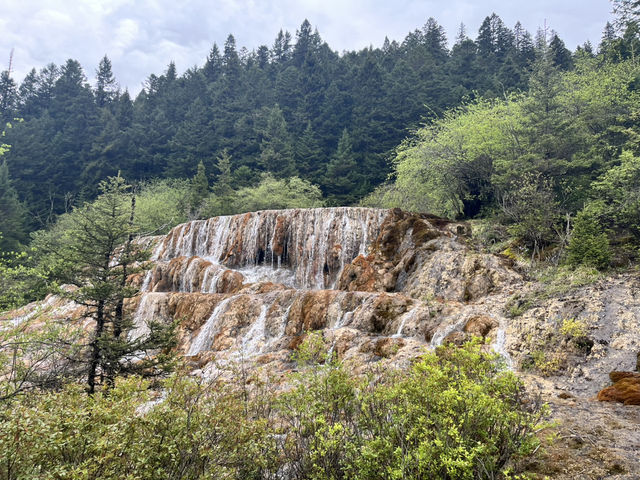 🐉 Huanglong Scenic Area 黄龙风景区 | China’s Fairyland in the Mountains