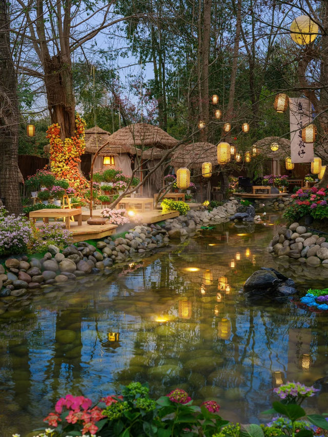Real-Life Monet Garden in Wenjiang 💐🌿 Hidden Forest Courtyard You’ll Love!