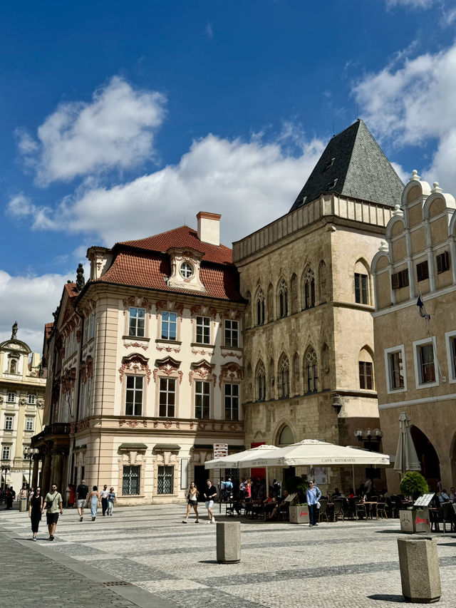 PRAGUE OLD TOWN – WHERE TIME STANDS STILL PRAGUE OLD TOWN – WHERE TIME STANDS STILL