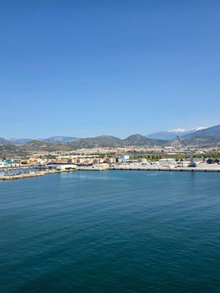 Sunny Coastlines and Relaxed Vibes in Motril