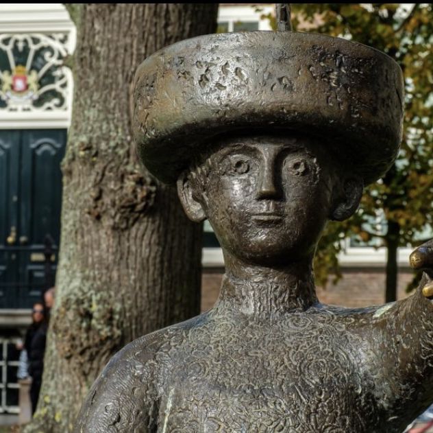 🏛 デン・ハーグとスキポールに見る建築や彫刻の変遷とホテル体験 🏛 デン・ハーグとスキポールに見る建築や彫刻の変遷とホテル体験