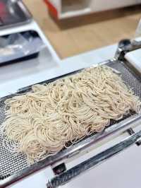 🤩放假好去處「合味道紀念館香港」🥢🍜「出前一丁 x 初音未來」🩵