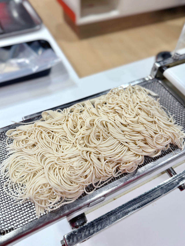 🤩放假好去處「合味道紀念館香港」🥢🍜「出前一丁 x 初音未來」🩵