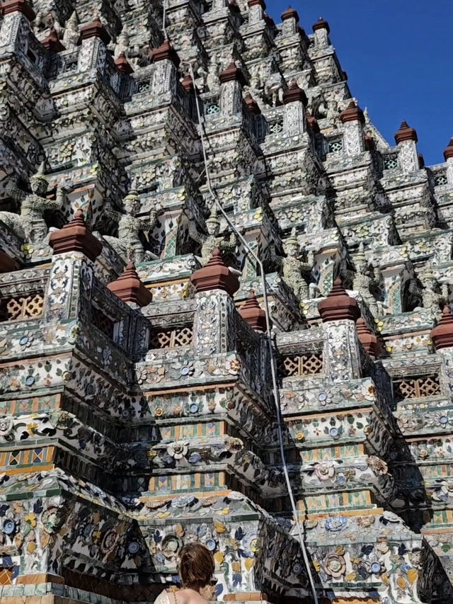 ✨ 曼谷必訪！鄭王廟（Wat Arun）泰服體驗 & 交通全攻略