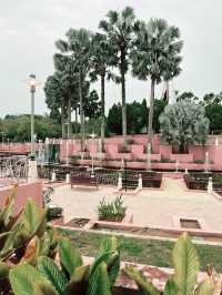 Mercu Tanda & Tangga Putrajaya: Iconic Landmarks with Scenic Views 