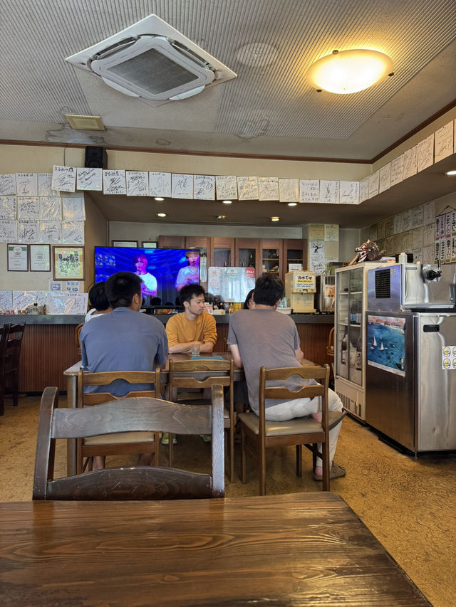 【沖縄・座間味】島で味わう昔ながらの定食「まるみ屋」🥢🌺