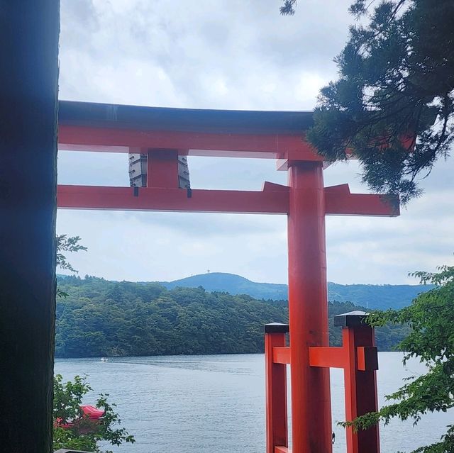 How to Nail Your Hakone Shrine Visit 🎴✨