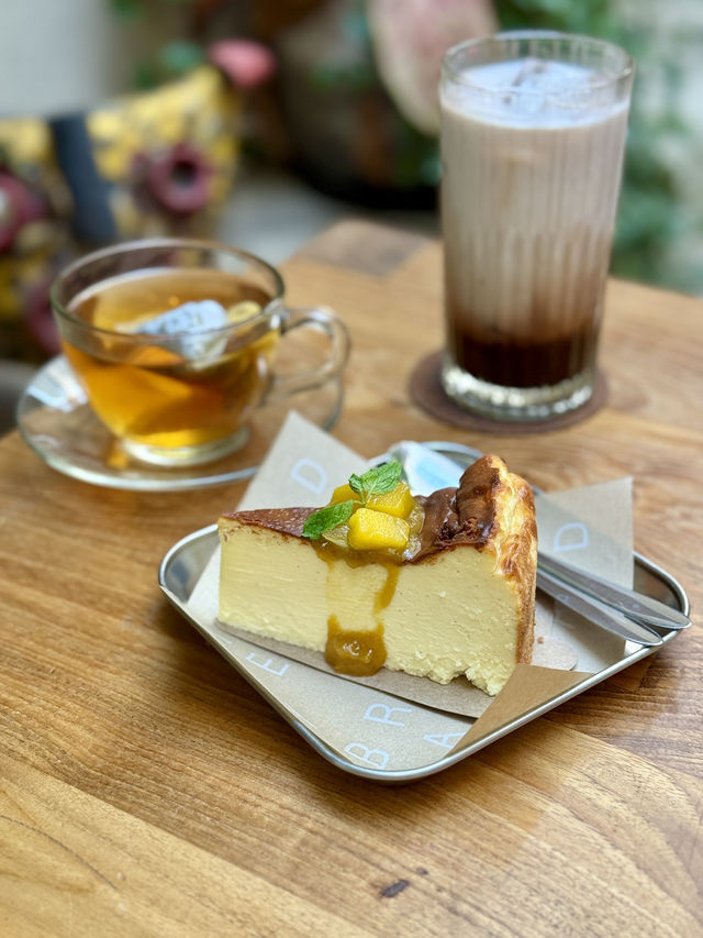 🎶 Sweet Evenings at Bread Yard, Seminyak 🎶 Sweet Evenings at Bread Yard, Seminyak