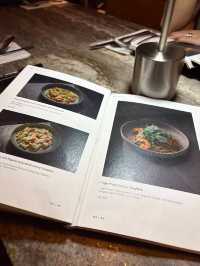 Monograph Dining, Aesthetic Plates in a Minimalist Hideout 