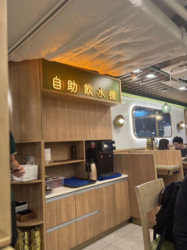 沙嗲牛肉麵帶來港味衝擊 @老港冰室 沙嗲牛肉麵帶來港味衝擊 @老港冰室