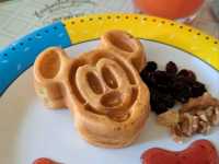 Hong Kong Disneyland Hotel ที่พักกลางโลกดิสนีย์