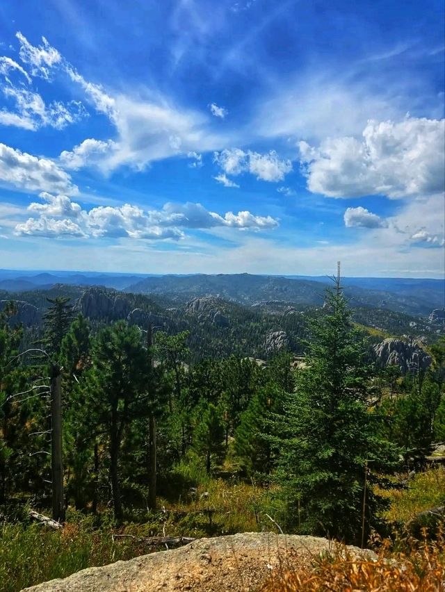 🏞️🌲 Black Elk Peak Trail – Summit of the Black Hills 🏞️🌲 Black Elk Peak Trail – Summit of the Black Hills