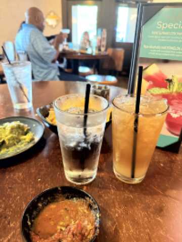 วันชิล ๆ ที่ Rio Lakefront