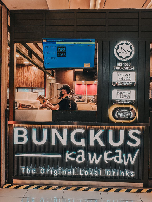 A Truly Kaw Kaw Local Sip – Bungkus Kaw Kaw @ 1 Utama A Truly Kaw Kaw Local Sip – Bungkus Kaw Kaw @ 1 Utama