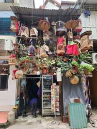 Train Street Treats🍰