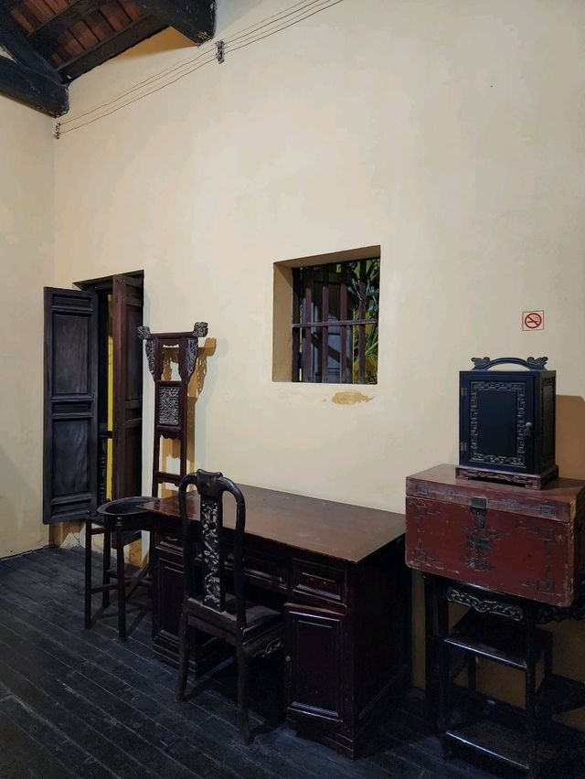 Unlocking Hanoi’s Hidden Gem: Free Museum in the Old Quarter 🏮✨