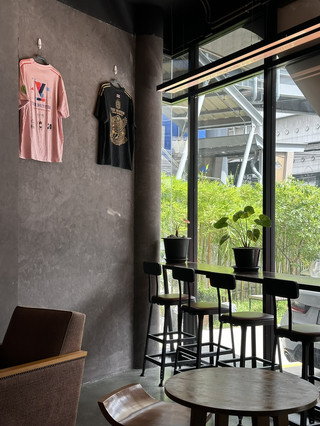 Another specialty coffee shop in the Ladprao area.