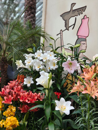 7,000 Lilies, One Giant Perfume Bottle: Stepping into Lilytopia's Scent Exhibition