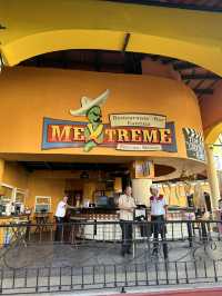 カンクン🇲🇽カラフルで可愛いレストラン🌮