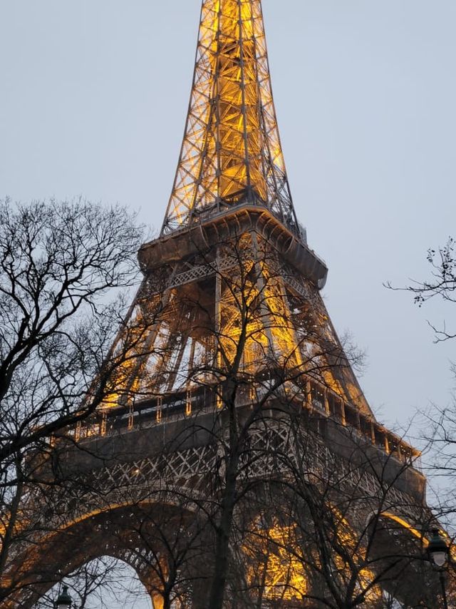 巴黎鐵塔嘅日與夜🗼🇫🇷