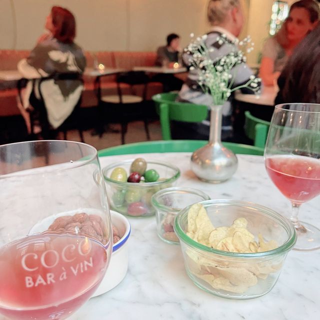 Coco Hotel & Bar à Vin 🥂