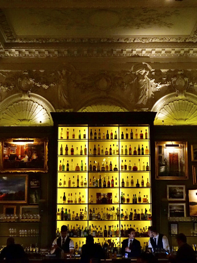 London | Brilliant restaurant with good design and tasty steak