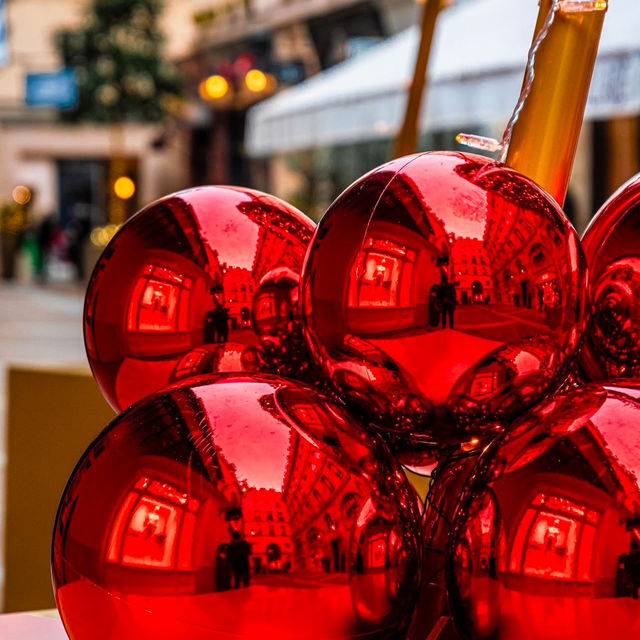 Christmas hot air balloon decoration