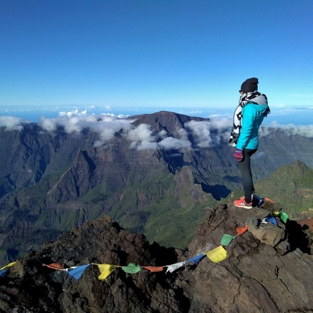 Sleeping on top of Piton des Neiges