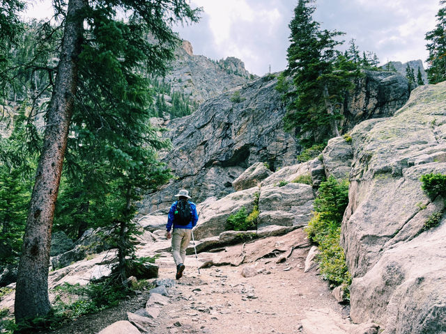 Estes Park – The Ultimate Theme Park in the Rockies! 🏔️  