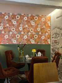 Arles | The brilliant cake shop in Arles with healthy drinks 