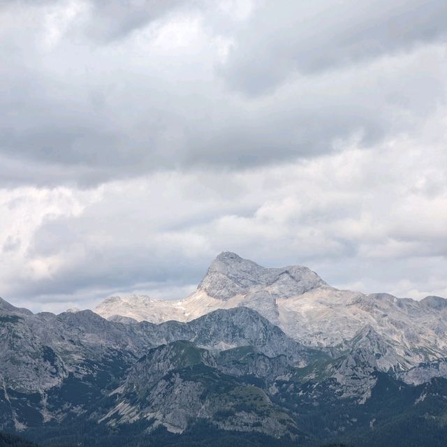 360° Mountain Views with <1hr of hiking in Slovenia